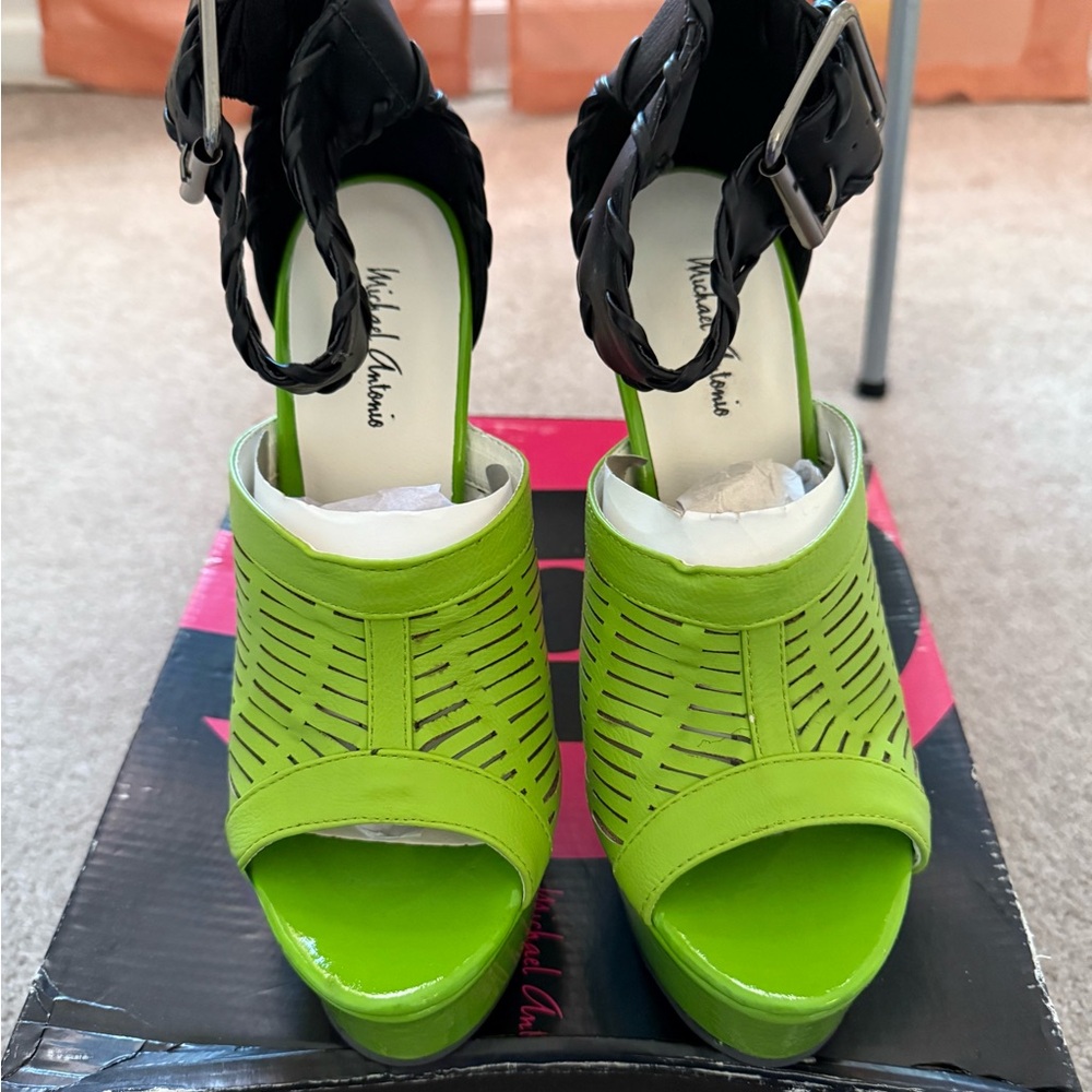 Michael Antonio Green and Black Heels